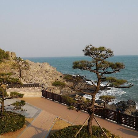 Moondong'S Hostel Пусан Экстерьер фото