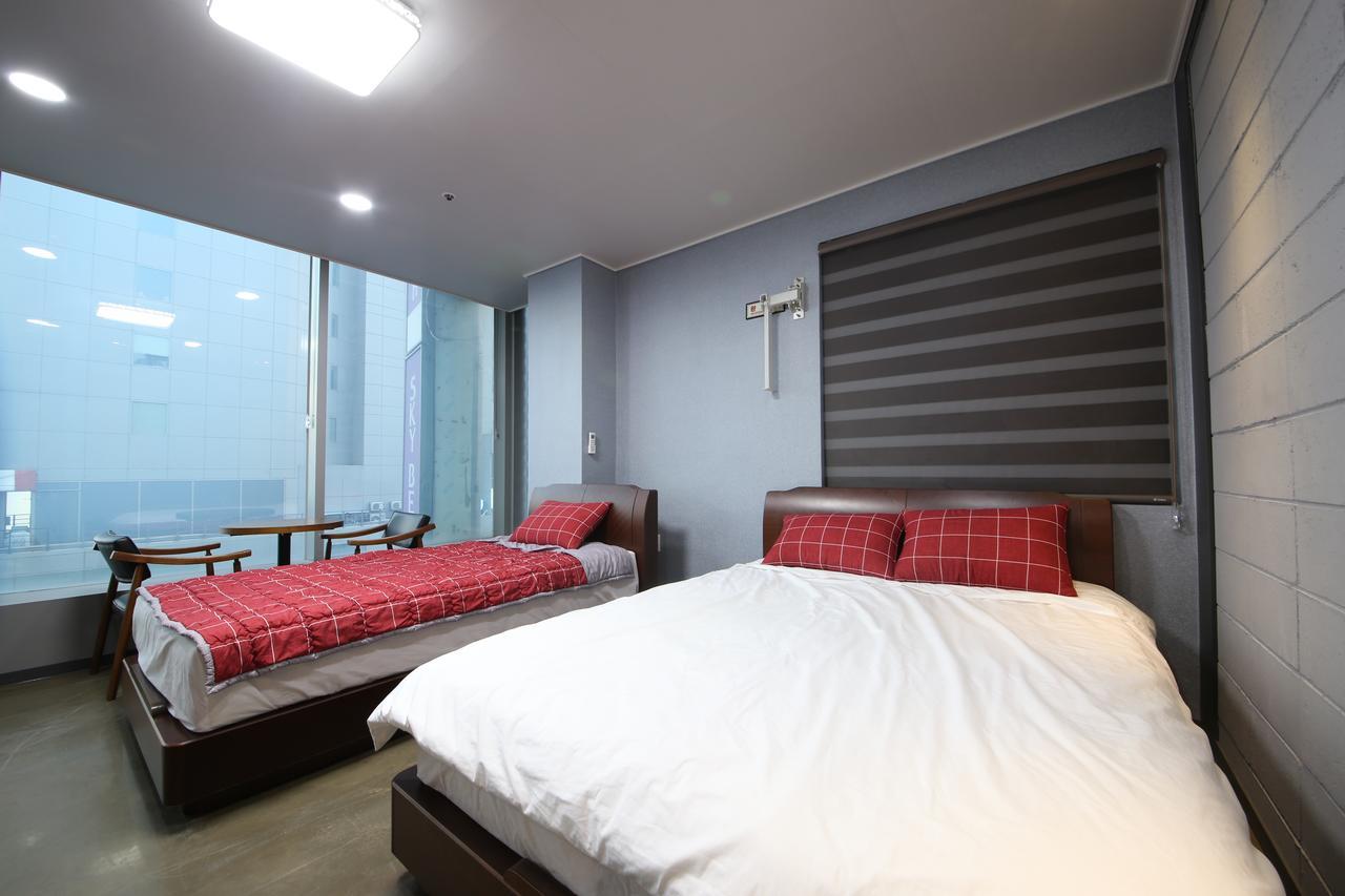 Moondong'S Hostel Пусан Экстерьер фото