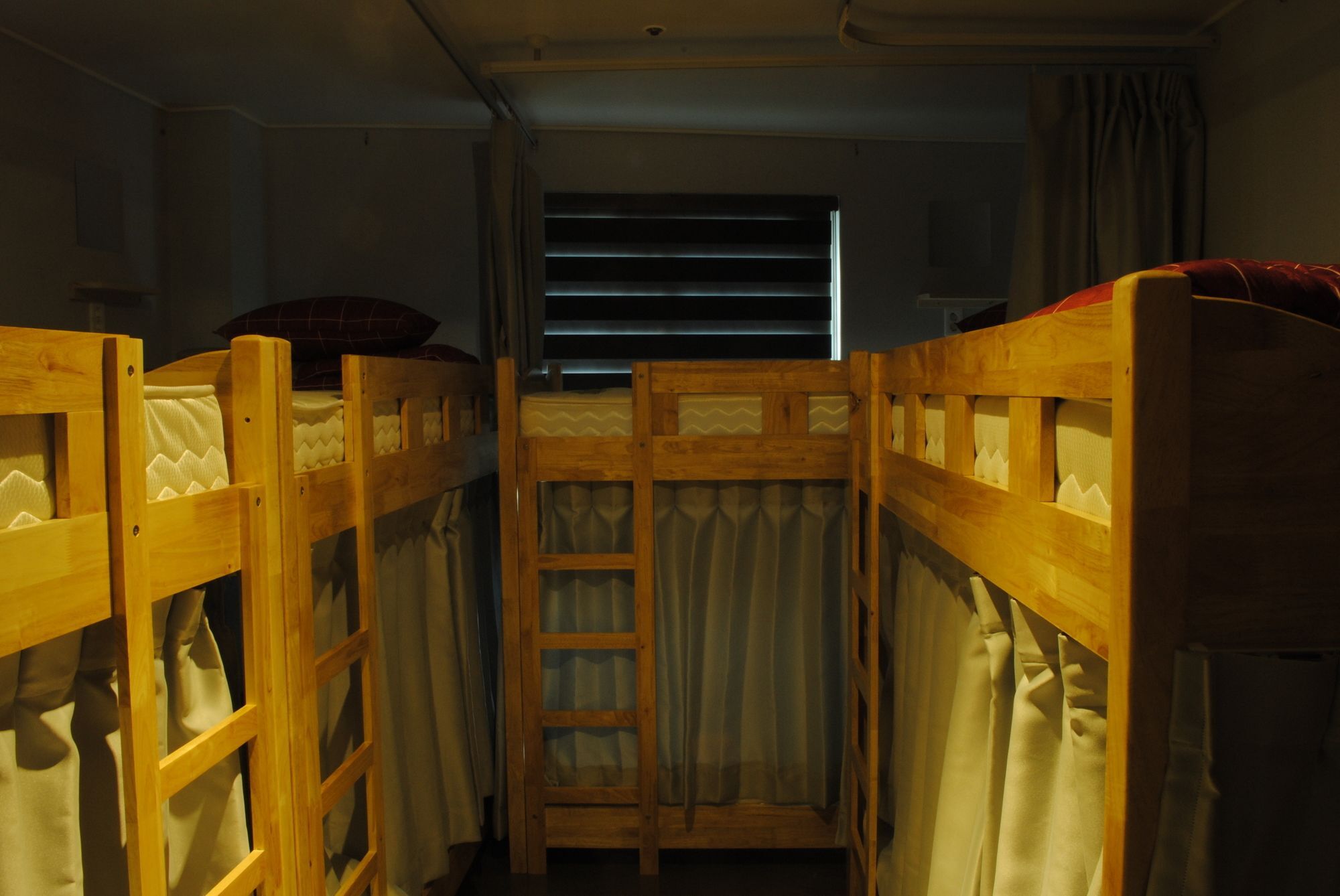 Moondong'S Hostel Пусан Экстерьер фото