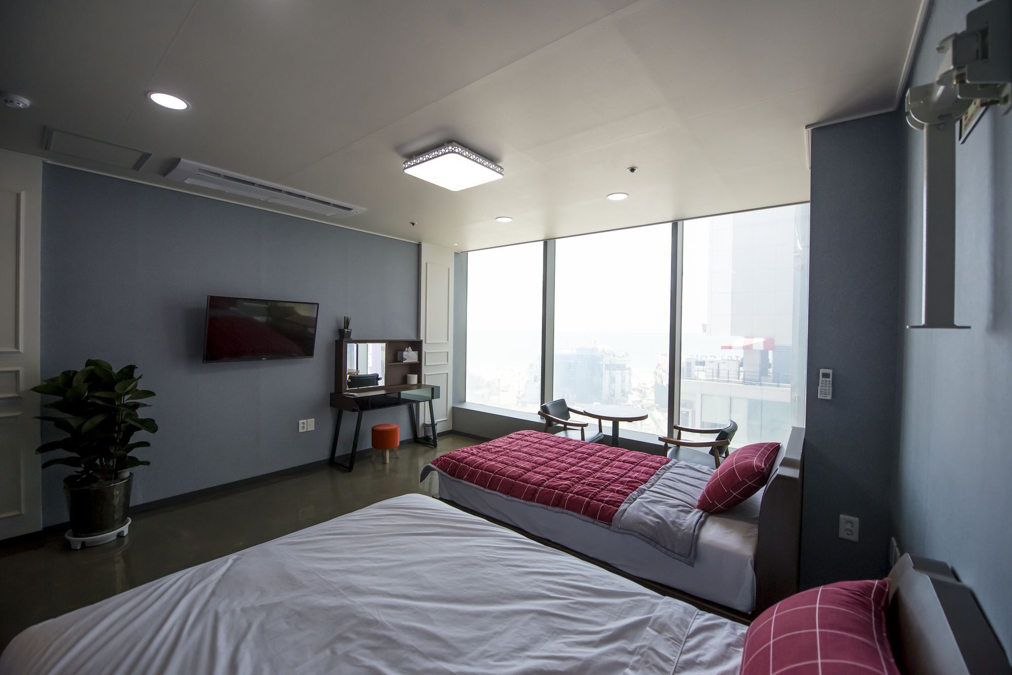 Moondong'S Hostel Пусан Экстерьер фото